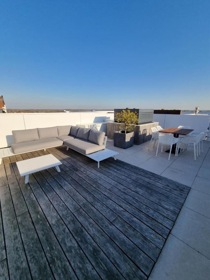 Penthouse Windkracht 10 Aan Het Strand Van 卡德赞德-班得 外观 照片